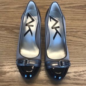 AK Anne Klein Sport womens 7.5M Tamarow Wedge Pump